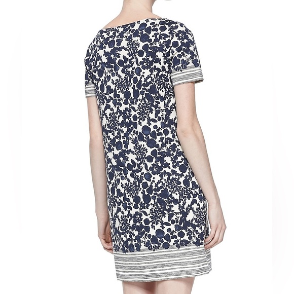 Tory Burch Elisabeth Printed Shift Dress in Navy and Ivory - Picture 7 of 7